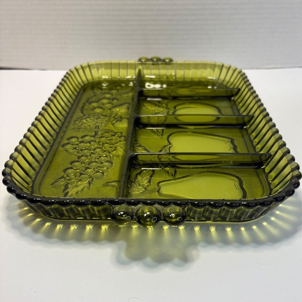 Indiana Glass Olive Green Fruit Embossed Divided Relish Tray Serving Dish Vntg - Picture 4 of 8